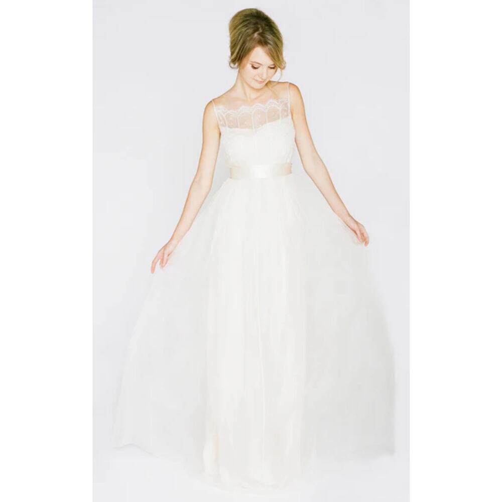 Saja Whimsical Wedding Dress 100% Silk Lace Womans 8